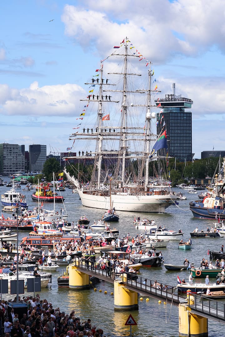 سفينة شباب عُمان الثانية.. رسالة وطن يحمل أشرعة السلام