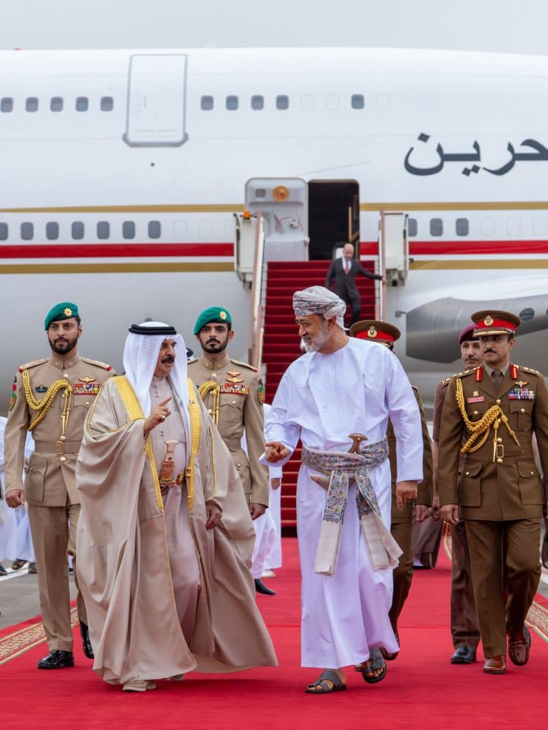 His Majesty welcomes King Hamad of Bahrain upon his arrival in Dhofar