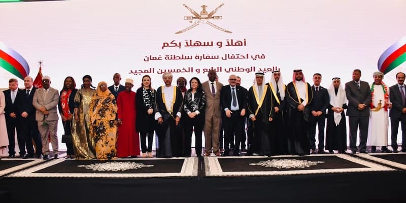 سفارات سلطنة عُمان تحتفل بالعيد الوطني الـ 54 في سوريا والمغرب وكوريا وفرنسا