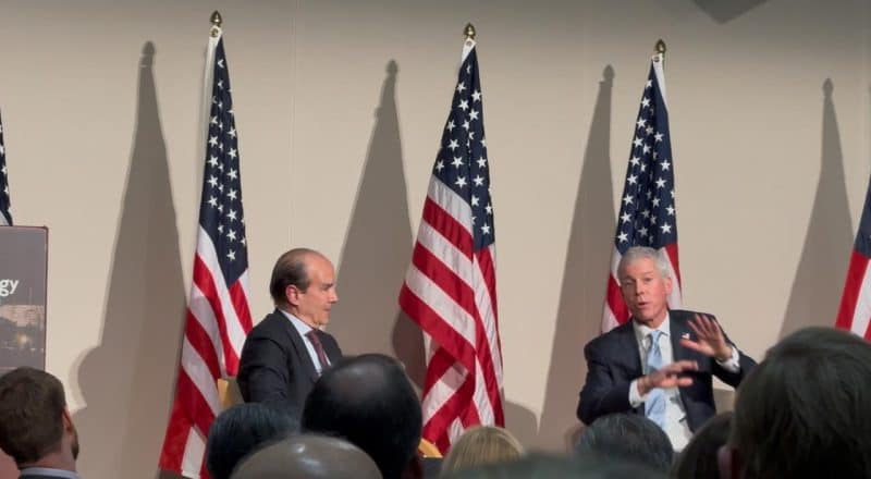 الولايات المتحدة: السفارة تشارك في منتدى صناعة الطاقة بواشنطن