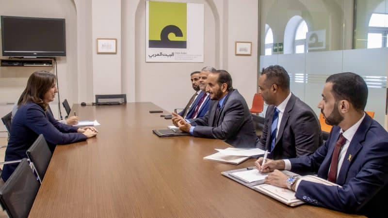 Sheikh Khalifa meeting at Casa Arabe with Cristina Juarranz in MAdrid