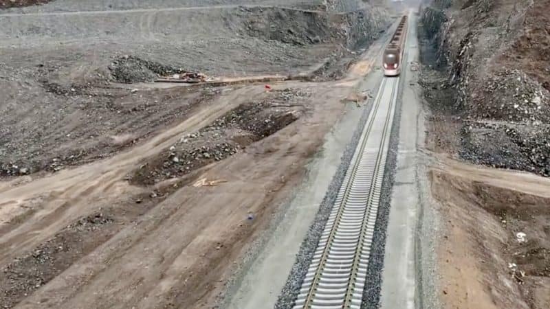 صورة عامة لقطارات حفيت