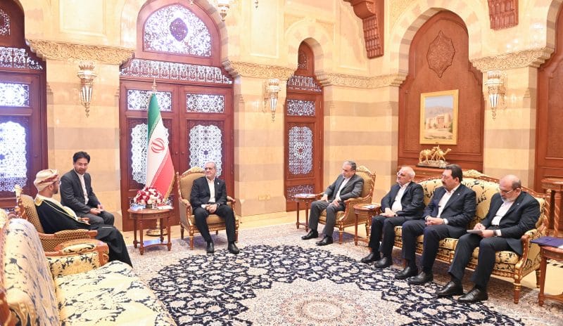 Iranian President receives Foreign Minister