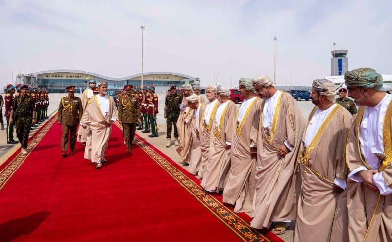 Emir of Kuwait arrives in Duqm