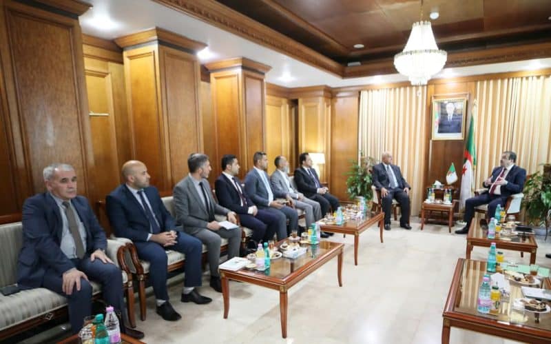 Algeria: Energy Minister discuss investment opportunities with Oman