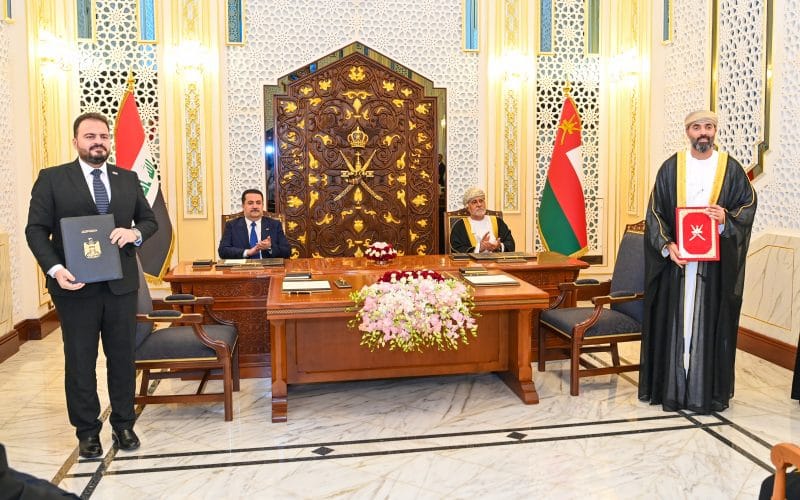 سلطنة عُمان وجمهوريّةُ العراق توقّعان على اتفاقيتين و24 مذكرة تفاهم في مختلف المجالات
