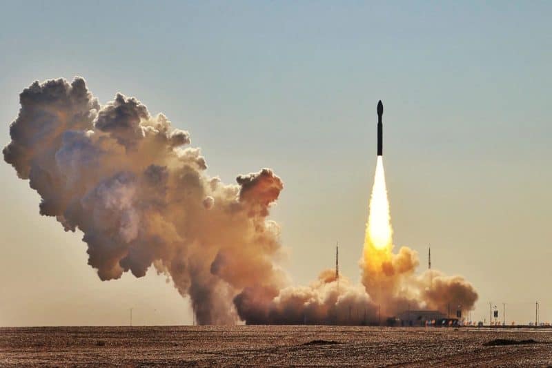 سلطنة عُمان تُطلق أول قمر صناعي عُماني (OL-1) يختصُّ بتقنيات الاستشعار عن بُعد ومراقبة الأرض