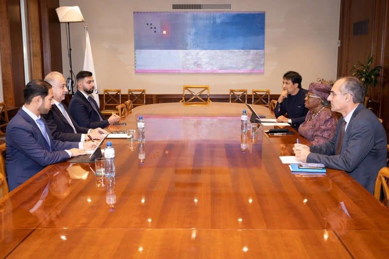 جنيف: المندوب الدائم لسلطنة عمان يلتقي مدير عام منظمة التجارة العالمية