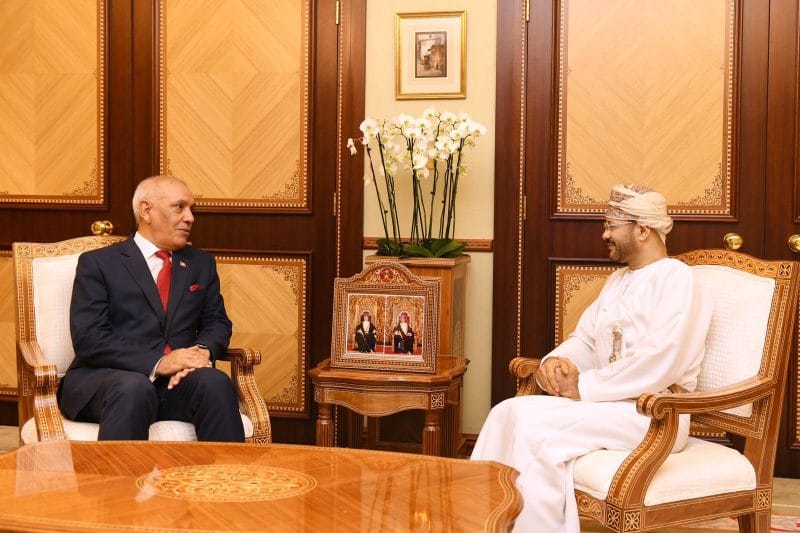 وزير الخارجية يلتقي السفير التونسي بمناسبة انتهاء مهام عمله