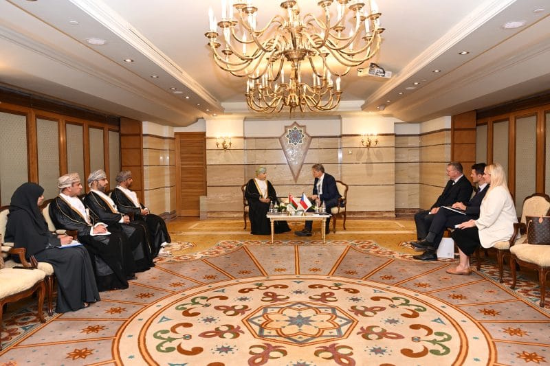 وكيل وزارة الخارجية للشؤون الإدارية والمالية يلتقي وزير الدولة بوزارة الخارجية التشيكية