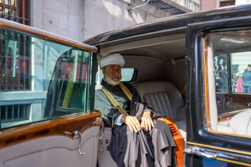 جلالةُ السُّلطان المُعظّم يزور قاعة مجلس مدينة مدريد