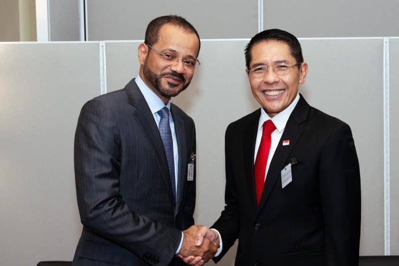 Oman's Foreign Mi inter meets Singapore Official