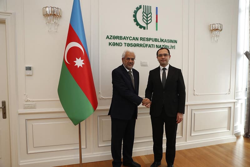 سلطنةُ عُمان وجمهوريّةُ أذربيجان تبحثان تعزيز فرص التّعاون الاقتصادي