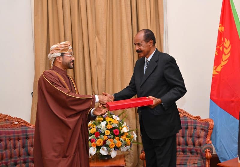 Foreign Minister delivers delivers written message from His Majesty to the President of Eritrea