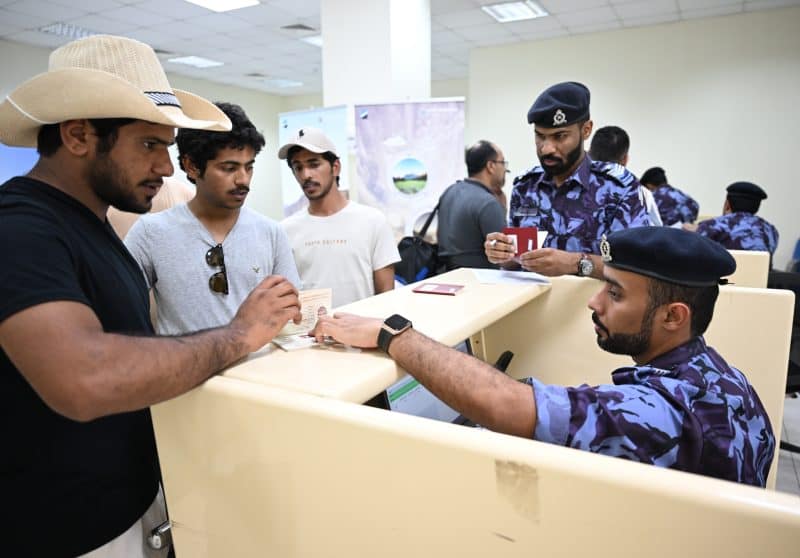 تأمين عودة 245 مواطنًا عبر مدينة بندر عباس