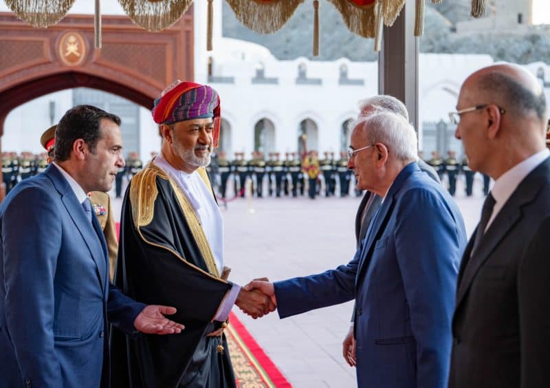 Lebanese President arrives in Oman