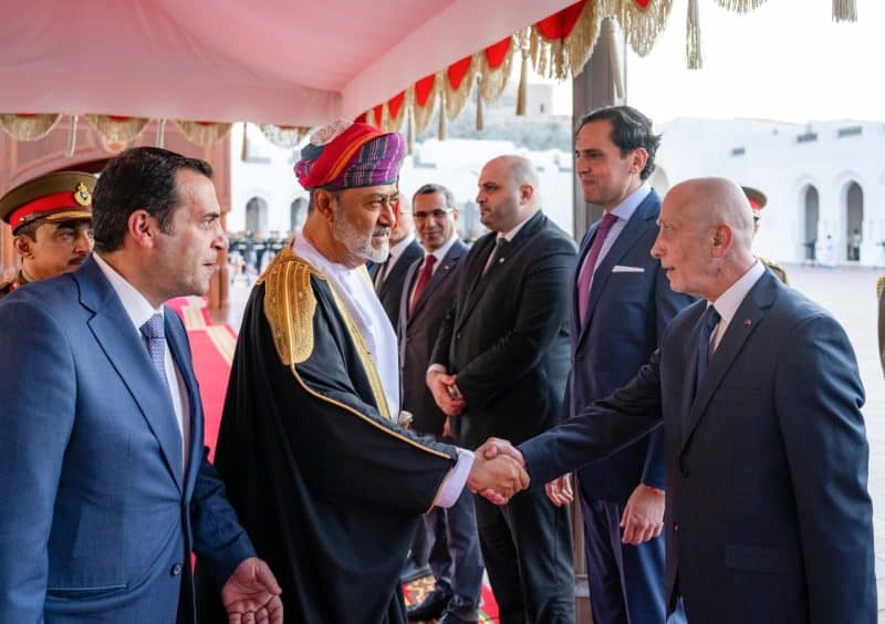 Lebanese President arrives in Oman