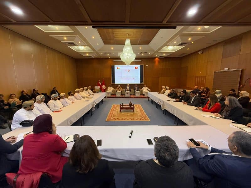 تونس: منتدى الأعمال التونسي العماني يناقش فرص الاستثمار