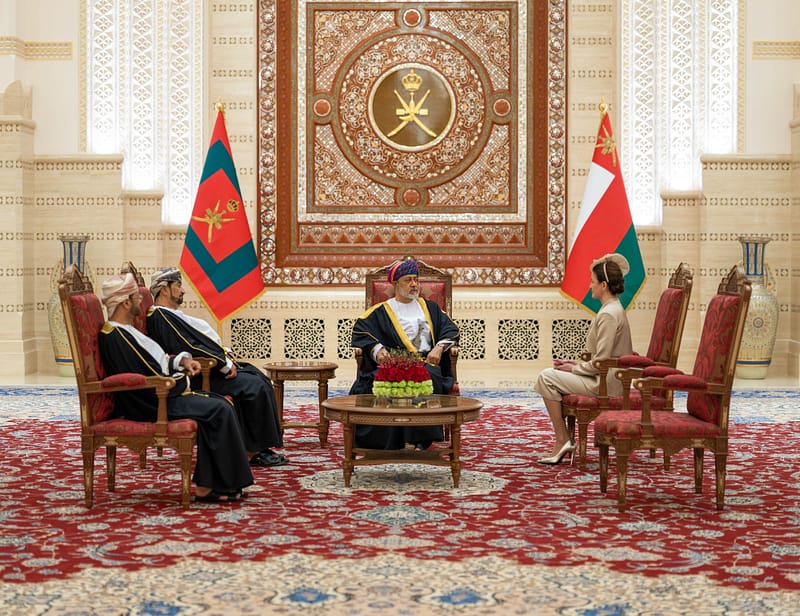 سعادة السفيرة / أولغا سيليخ سفيرة فوق العادة مفوضة من قِبل فخامة الرئيس/ فولوديمير زيلينسكي رئيس أوكرانيا، معتمدة لدى سلطنة عُمان.