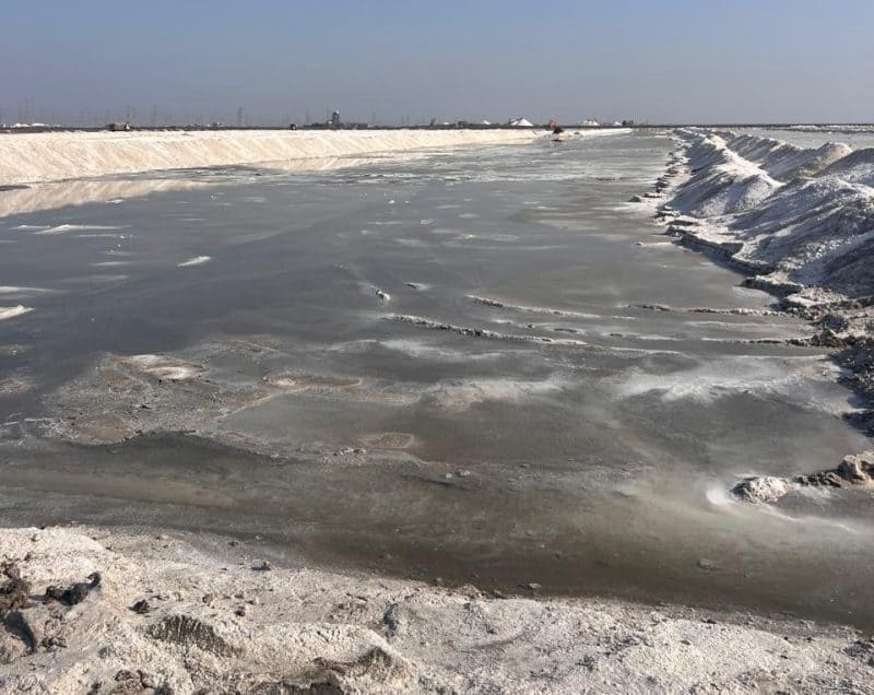 Oman signs OMR 13.4 Million deal to launch industrial salt production