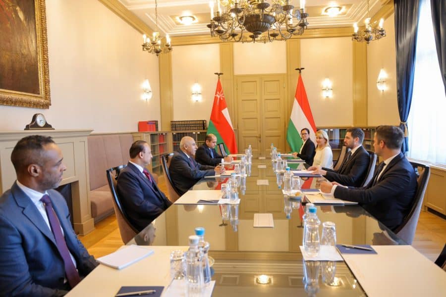 Administrative Undersecretary meets with Deputy Foreign Minister of Hungary