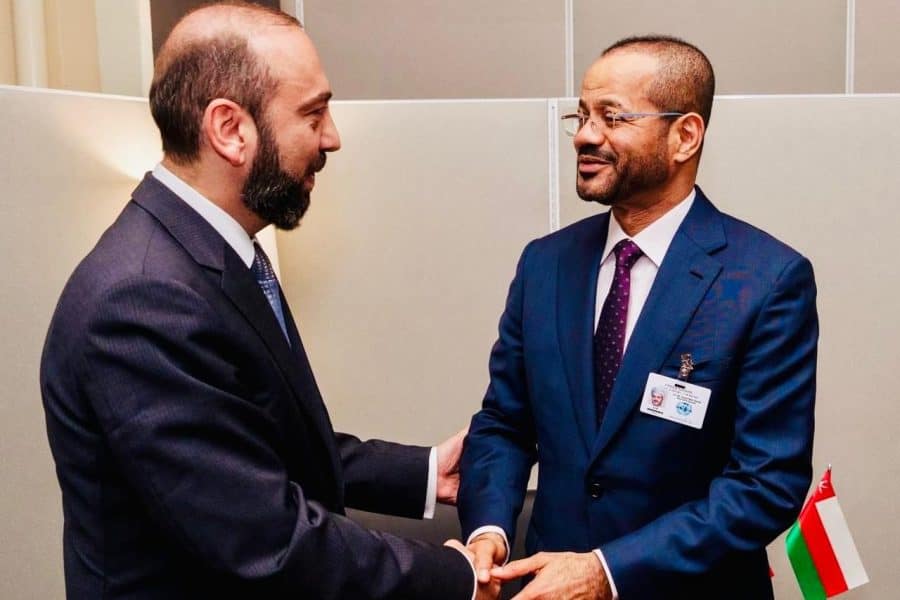 Minister meets Armenian counterpart in New York