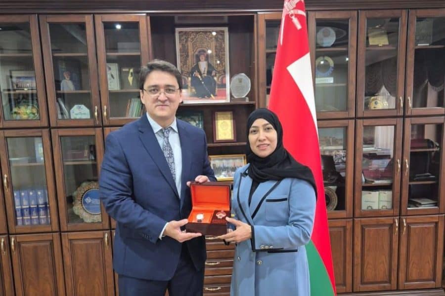 Uzbekistan: Ambassador receives gift from President Women's Day
