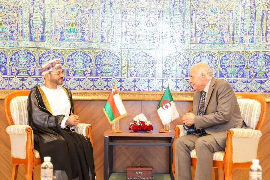 Sayyid Badr in talks with Algerian Foreign Minister