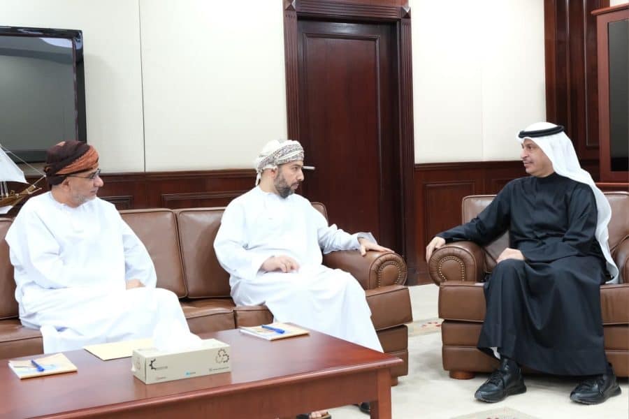 Kuwait: Ambassador Meets Minister of Commerce