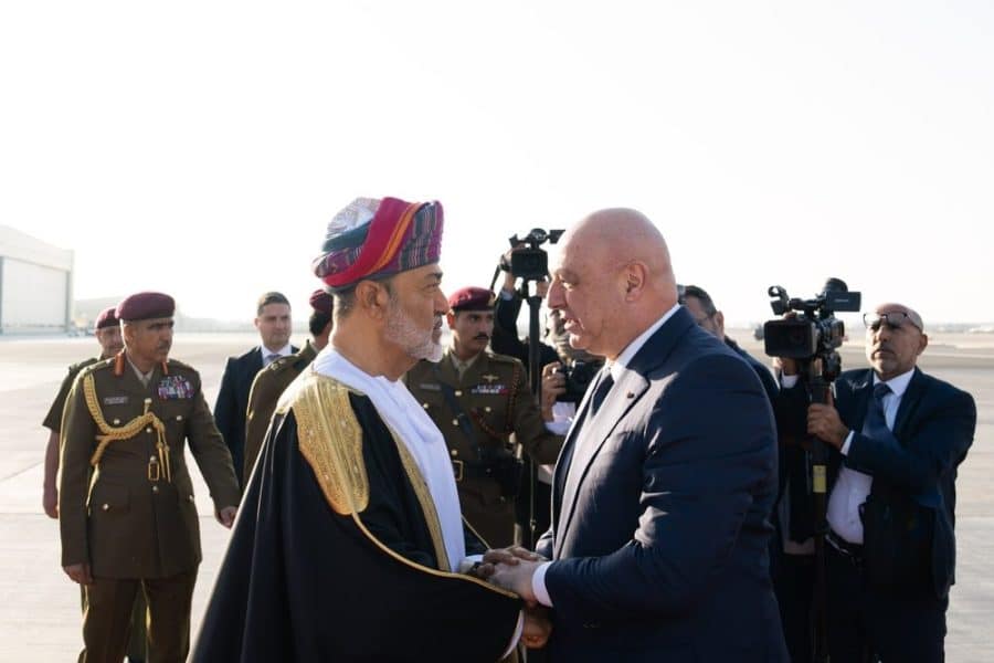 Lebanese President arrives in Oman