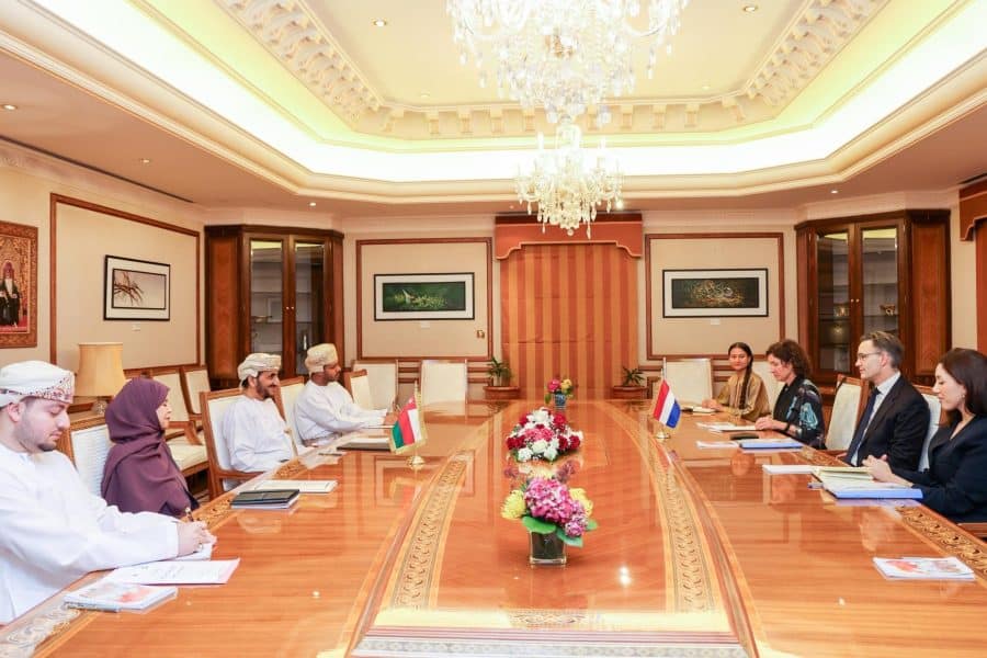 Oman and the Netherlands hold political consultations