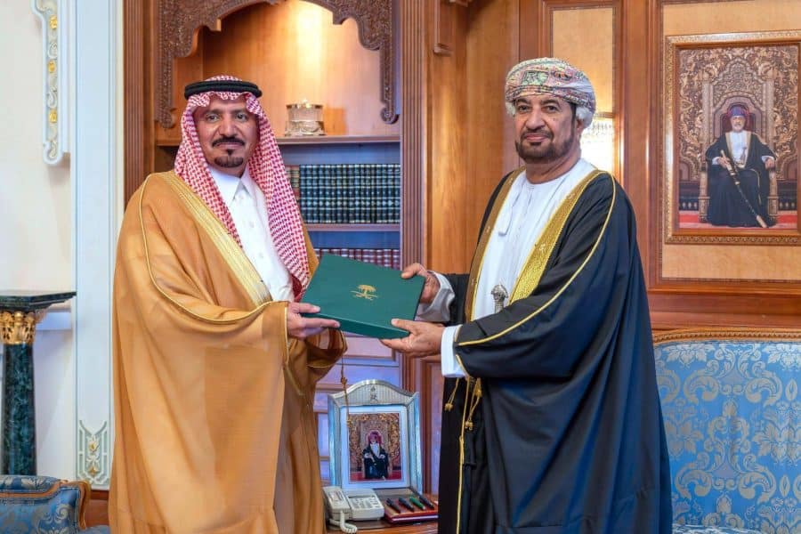 His Majesty receives written message from Custodian of Two Holy Mosques