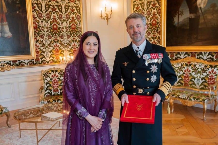Ambassador of the Sultanate of Oman presents her credentials to the King of the Kingdom of Denmark
