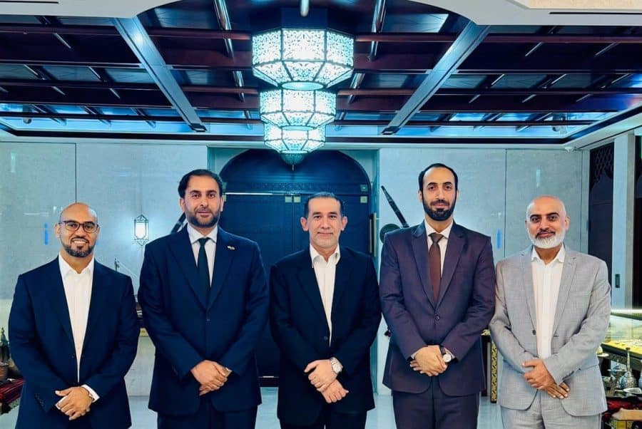 كوريا الجنوبية: السفارة تستقبل وفدا من شركة Oman LNG