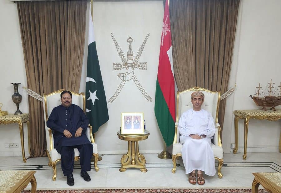 كراتشي: القنصل العام يلتقي الرئيس التنفيذي لشركة KQ