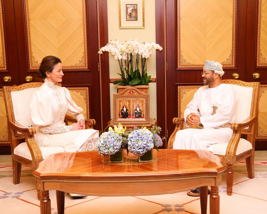 Minister receives credentials of Ukraine Ambassador