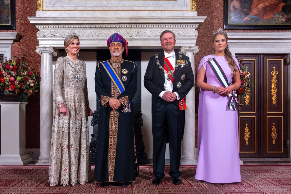 King of the Netherlands holds dinner in honour of His Majesty