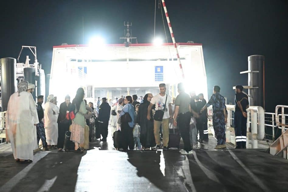 Foreign Ministry Secures the return of a new group of citizens and other nationals.