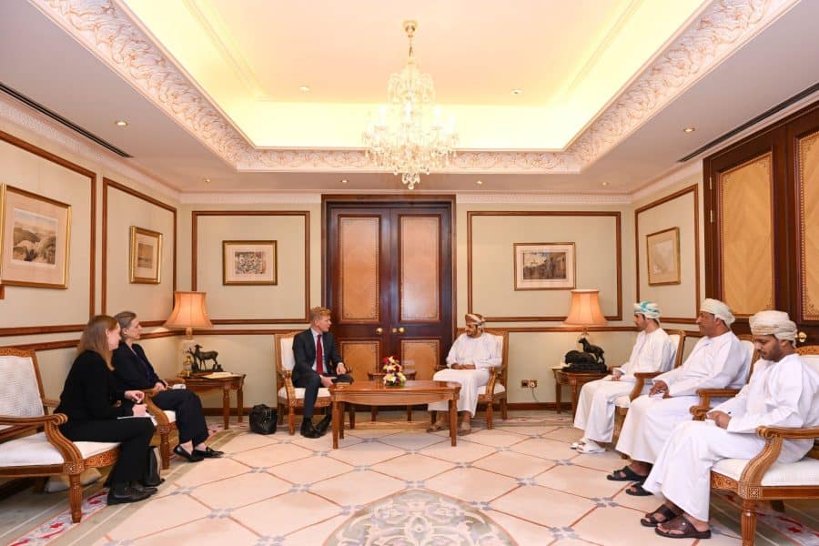 Political Undersecretary receives UN Special Envoy for Yemen
