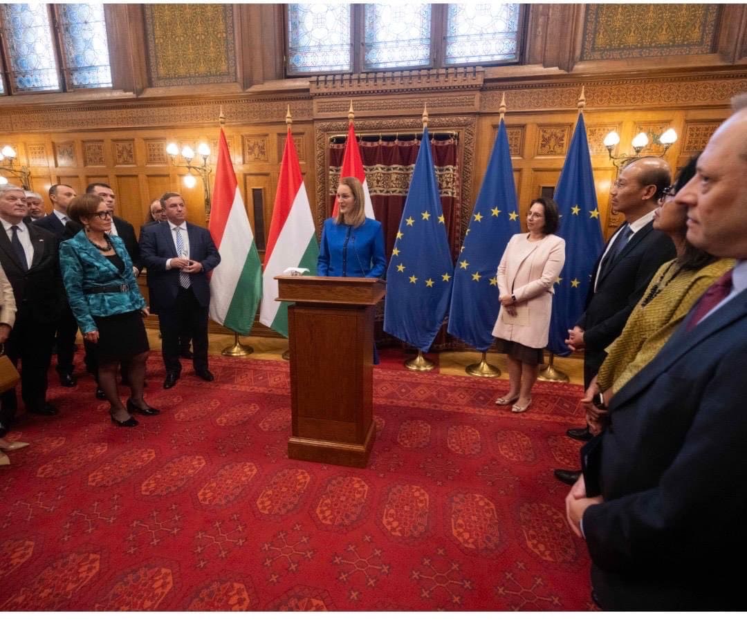 Hungary: Ambassador at Parliament reception
