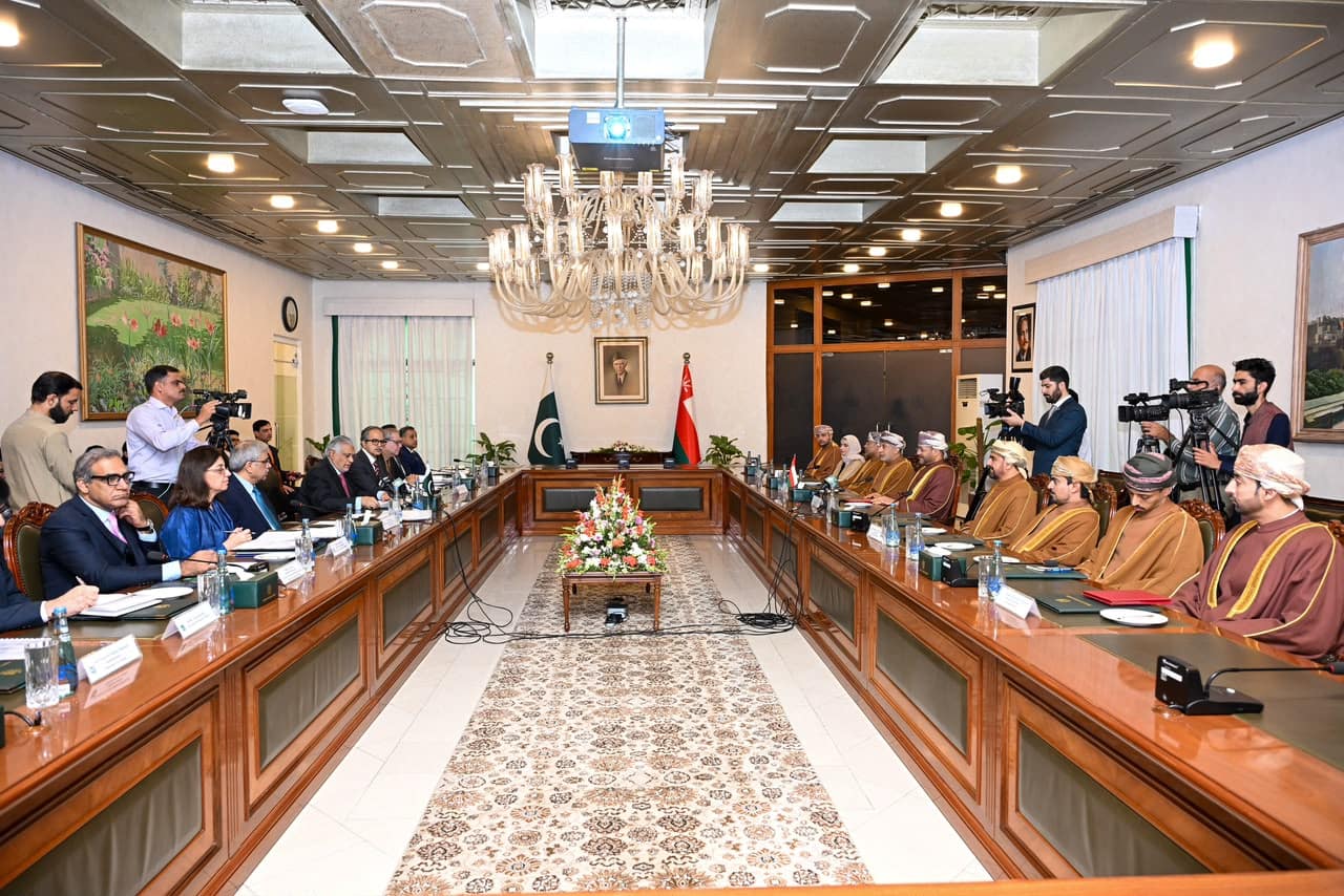 انعقاد الدورة الثامنة للجنة الوزارية المشتركة بين سلطنة عمان وجمهورية باكستان