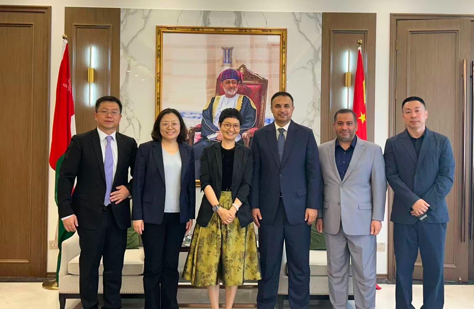 Oman Ambassador Meets with ICBC Delegation