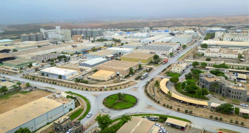 تنفيذ أكثر من 100 مشروع ومُنجز وطني منذ انطلاق رؤية عُمان 2040