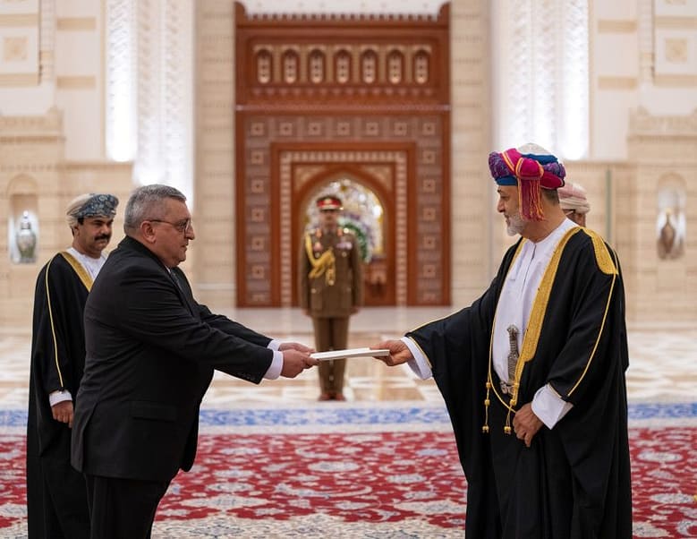 His Majesty receives credentials of Armenian ambassador