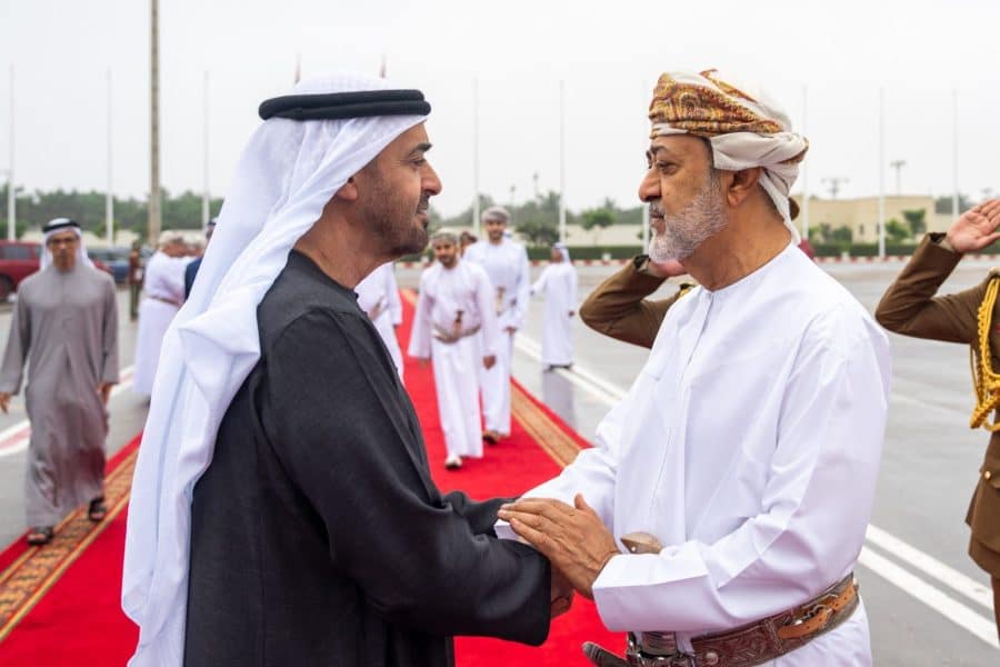 His Majesty bids farewell to UAE President