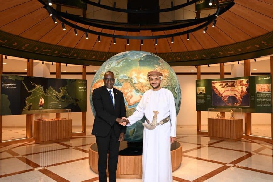 Oman and Kenya hold political consultations