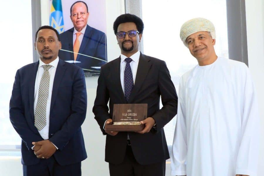 رئيس البعثة يلتقي برئيس هيئة الاستثمار الاثيوبية