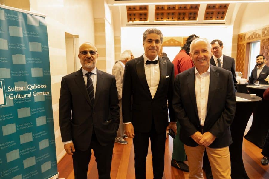 Sultan Qaboos Cultural Center hosts British explorer Mark Evans