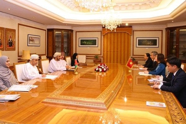 Oman and Vietnam hold consultations