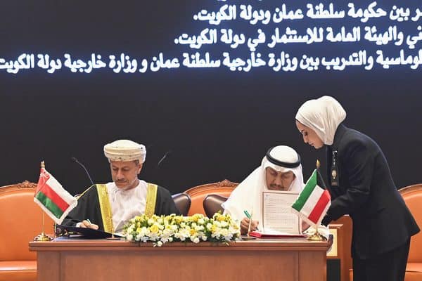 The Sultanate of Oman and Kuwait sign 4 memorandums of understanding in various fields